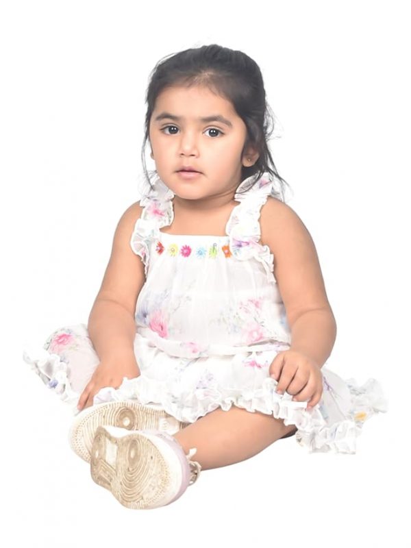 Floral Pretty Article for Girls White